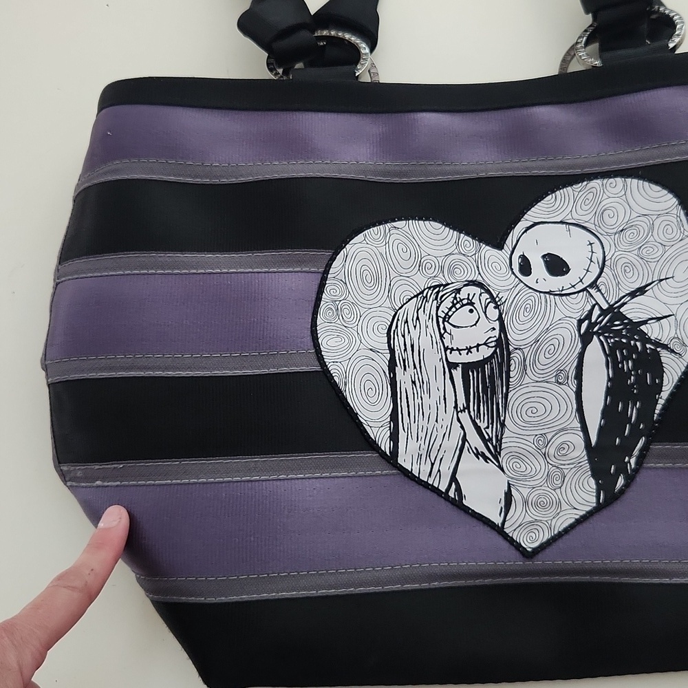 Harveys Disney Couture The Nightmare Before Christmas Carriage Ring Tote - Picture 11 of 14